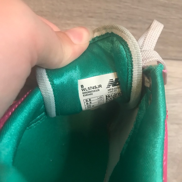 New Balance sneakers pink and green - Picture 6 of 6